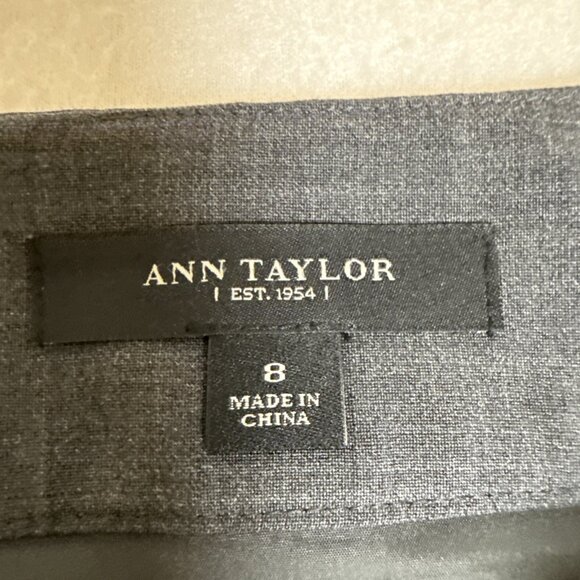 Ann Taylor Women's Wool Blend Grey Size 8 Pencil Skirt - Picture 3 of 7